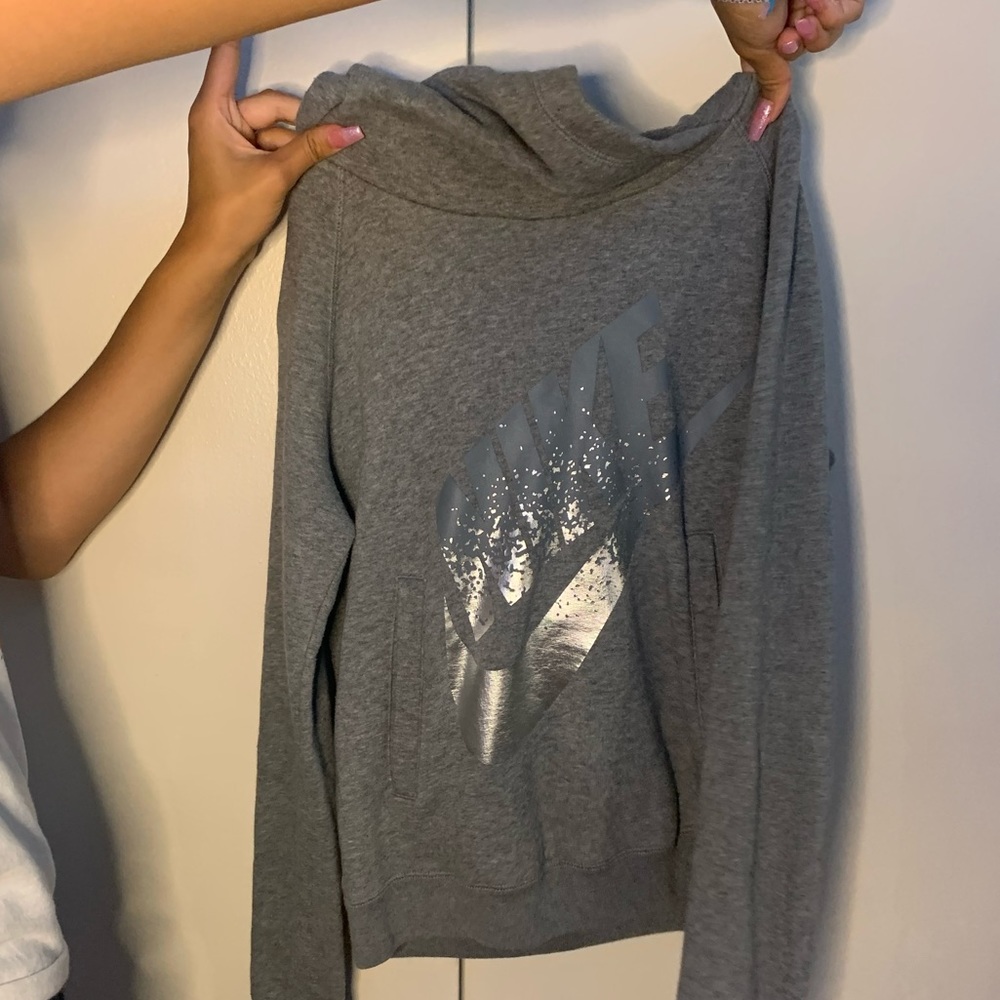 nike hoodie